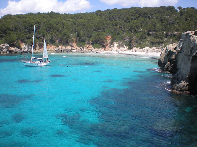 Cala Escorxada, una de las preciosas calas que tiene Menorca