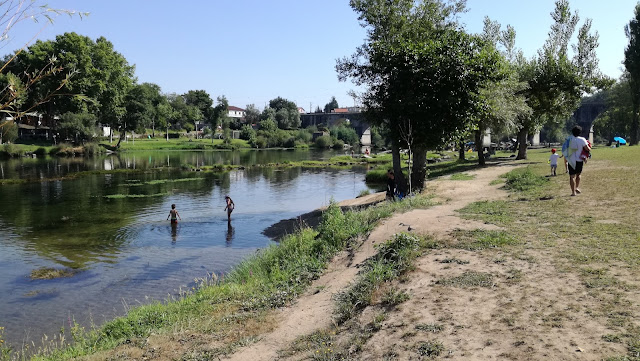 Praia Fluvial da Ponte do Bicop em palmeira