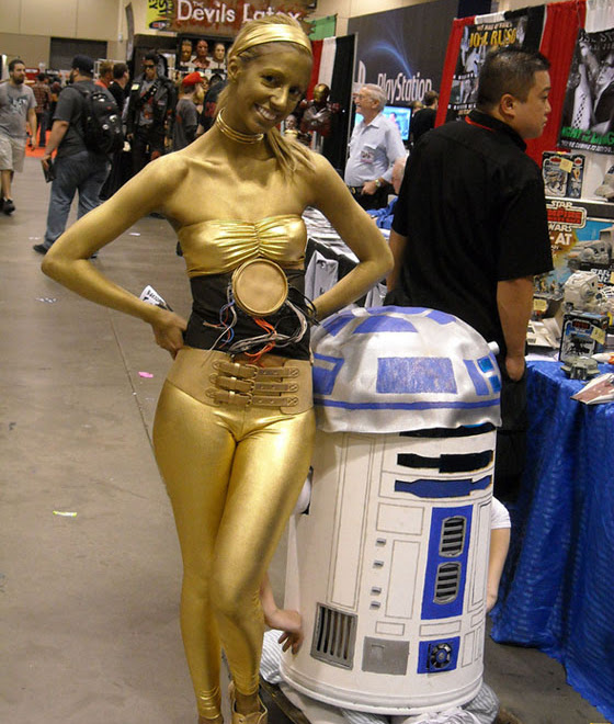 Photo : C-3PO と R2-D2