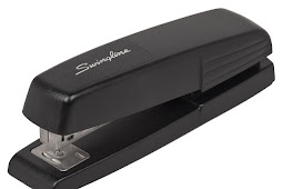 Staples Atau Stapler?