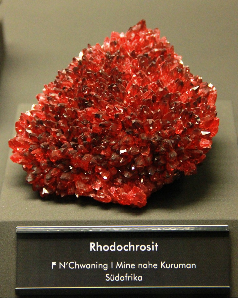 РОДОХРОЗИТ (Rhodochrosite) Роза инков