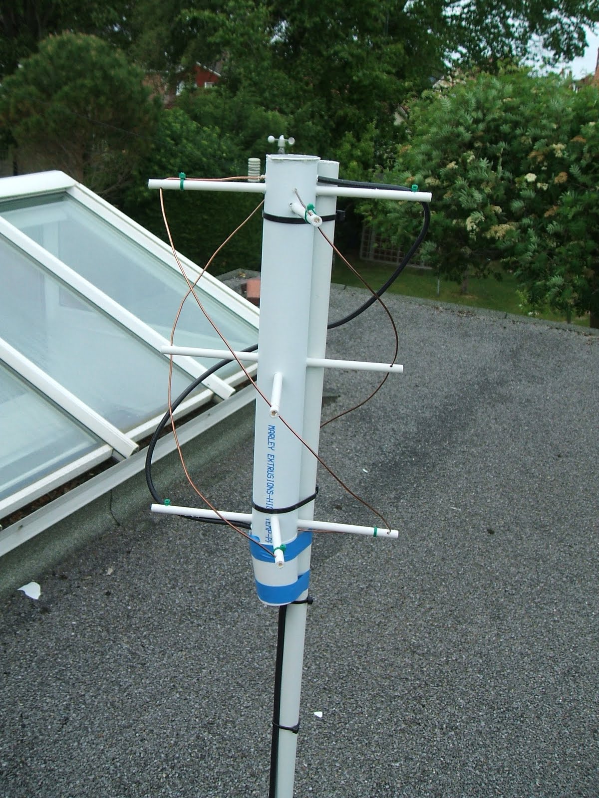 Northwest Monitor... QFH antenna.