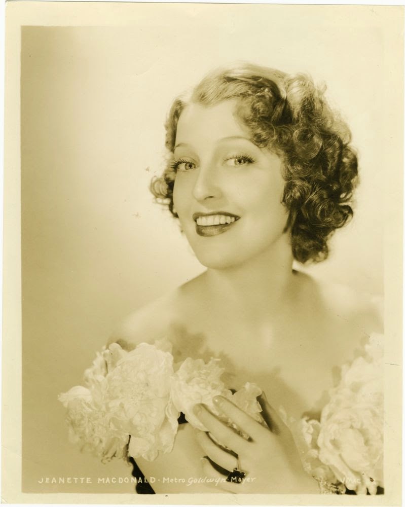 Jeanette MacDonald, pictorial.