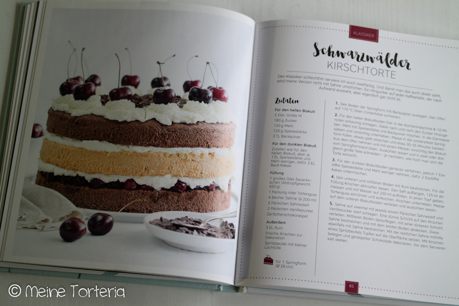 Buchrezension "Ein Herz für Klassiker" und daraus Rotweinkuchen Buchrezension "Ein Herz für Klassiker" und daraus Rotweinkuchen