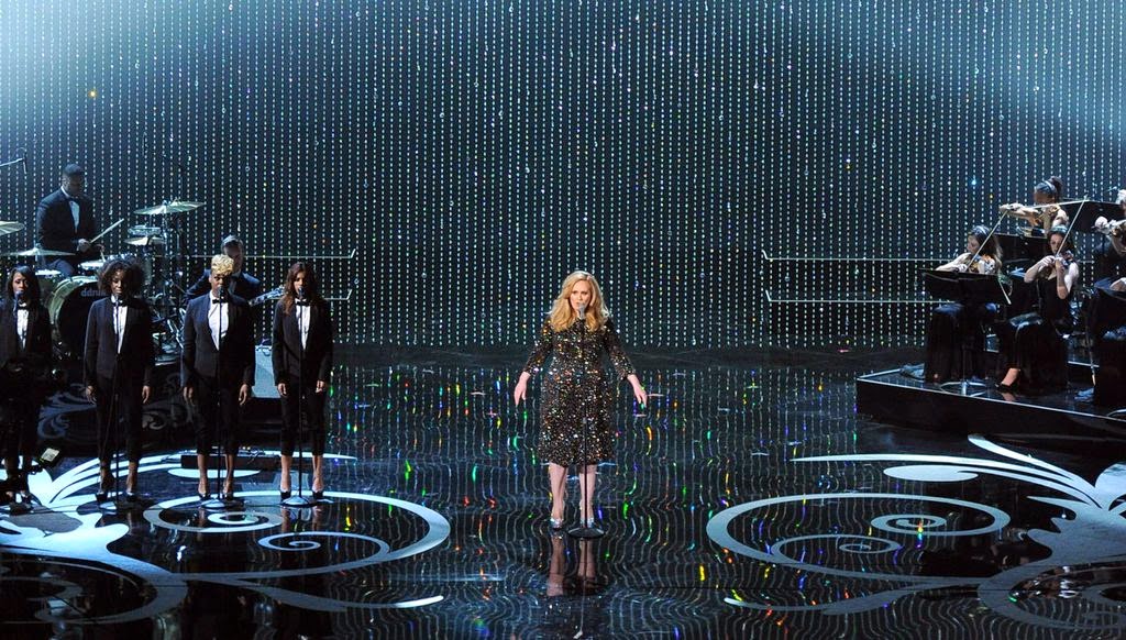 ADELE EN LOS OSCARS (FOTOS) CRISTALES SWAROVSKI