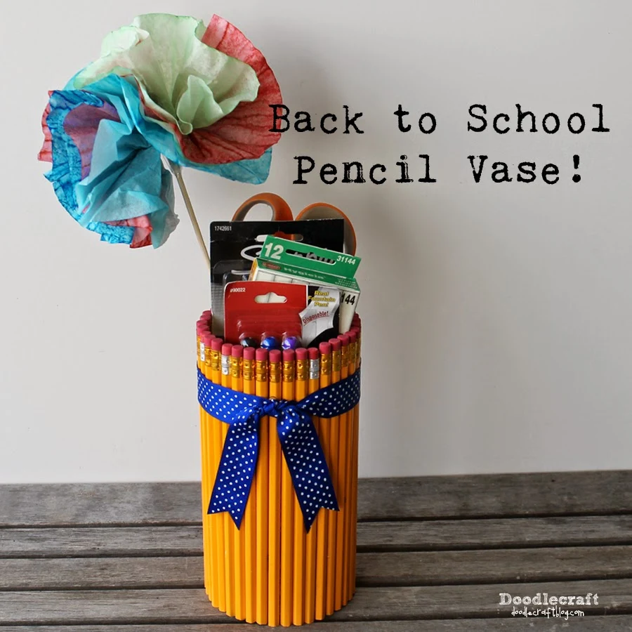 https://1.bp.blogspot.com/-47Vw86VeFQg/U91VaXuZOhI/AAAAAAAArxY/skGrNSj-E20/s1600-rw/pencil+vase+and+back+to+school+teacher+appreciation+gift+idea+supplies+flowers+tin+can+upcycled+craft+(1).JPG