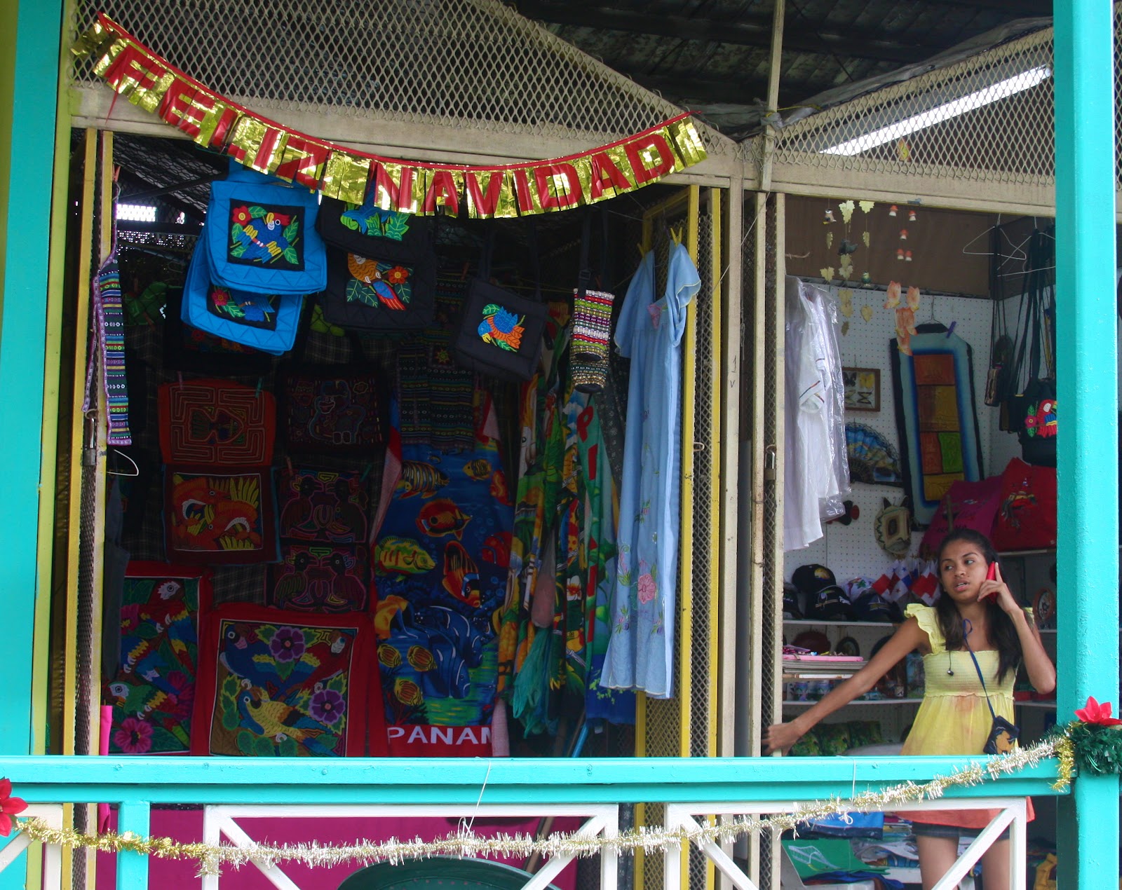 Panama Touring Day 7. Kuna Market/Farewell Dinner.