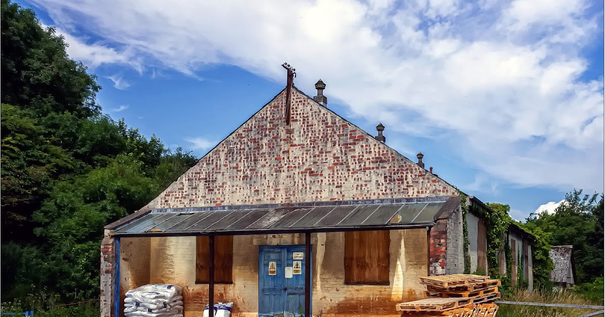 Lincolnshire Cam In the valley at North Ormsby. (1 of 2).