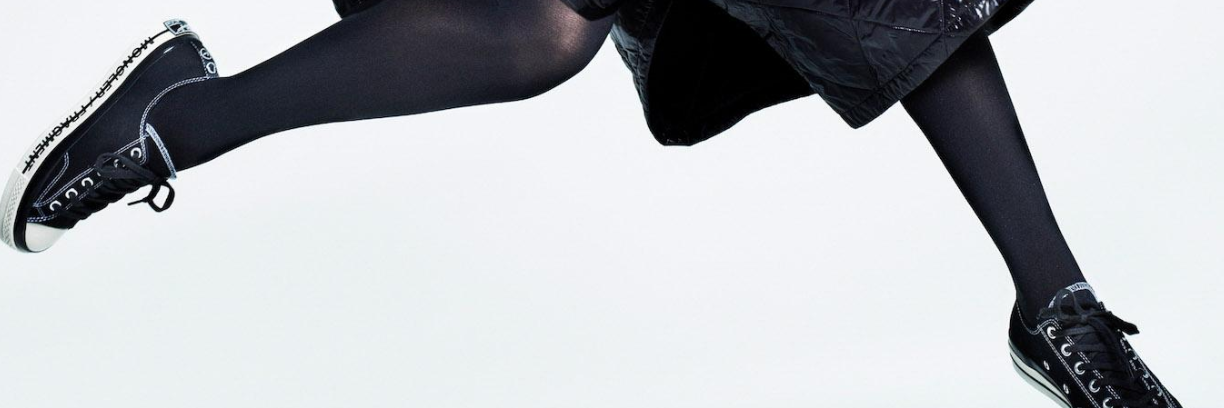 Celebrity Legs and Feet in Tights: Maddie Ziegler`s Legs and Feet in