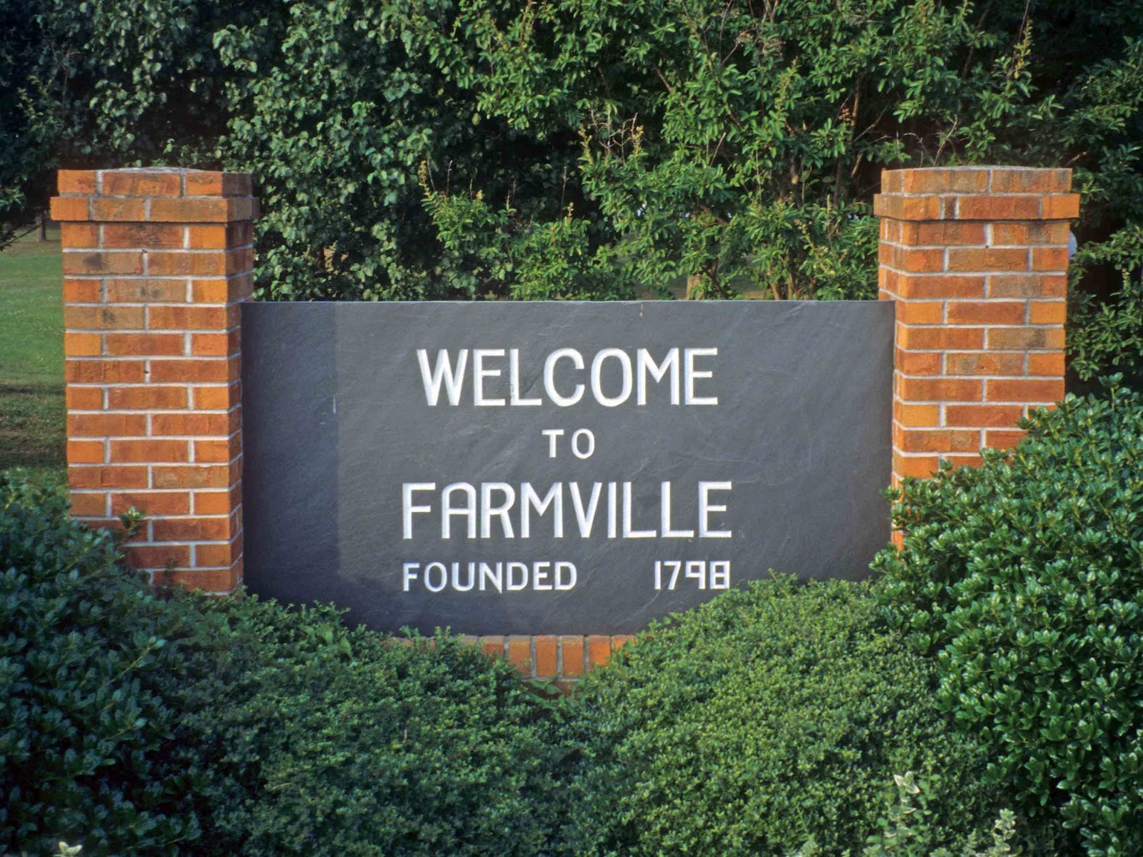 Geographically Yours Welcome: Farmville, Virginia