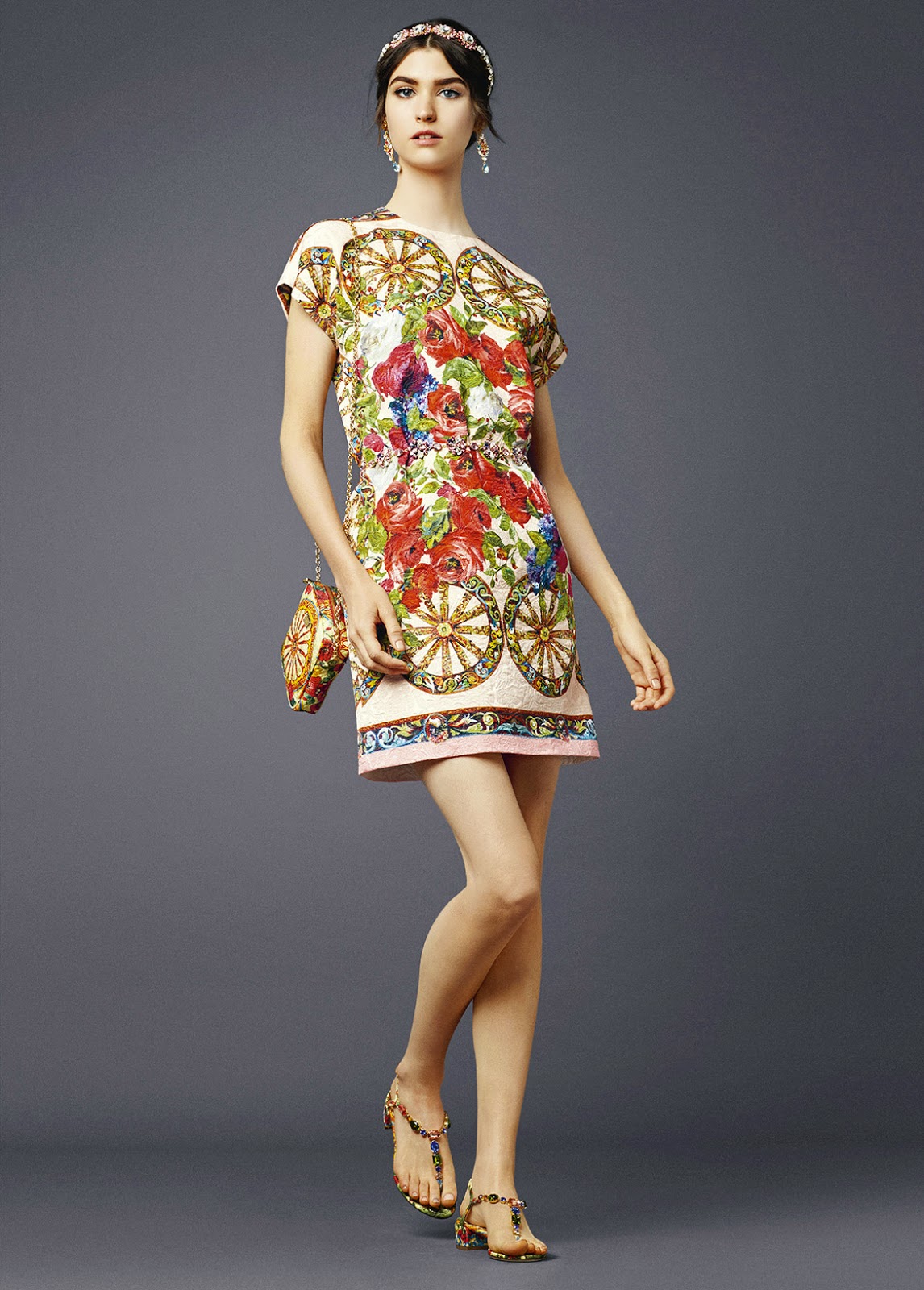 Dolce & Gabbana Primavera Estate 2014, il 'Carretto Siciliano' style Glamourday Moda Lifestyle Dolce & Gabbana Primavera Estate 2014, il 'Carretto Siciliano' style Glamourday Moda Lifestyle