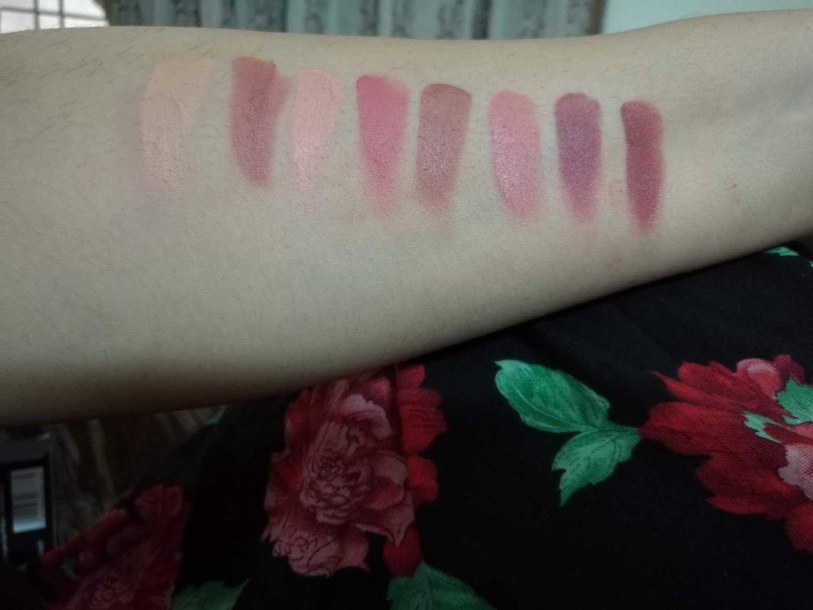 Lipstick Palette Review and Swatches