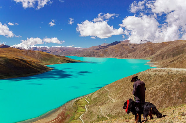 Khám phá hồ Yamdrok ở Tây Tạng