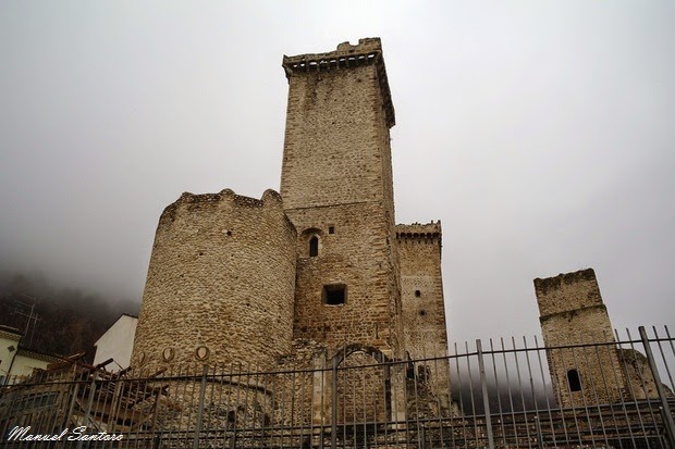 Pacentro, Castello dei Caldora Pacentro, Castello dei Caldora
