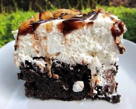 Snickers Cake