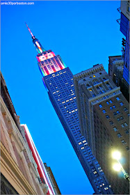Empire State Building Iluminado, Nueva York Empire State Building Iluminado, Nueva York