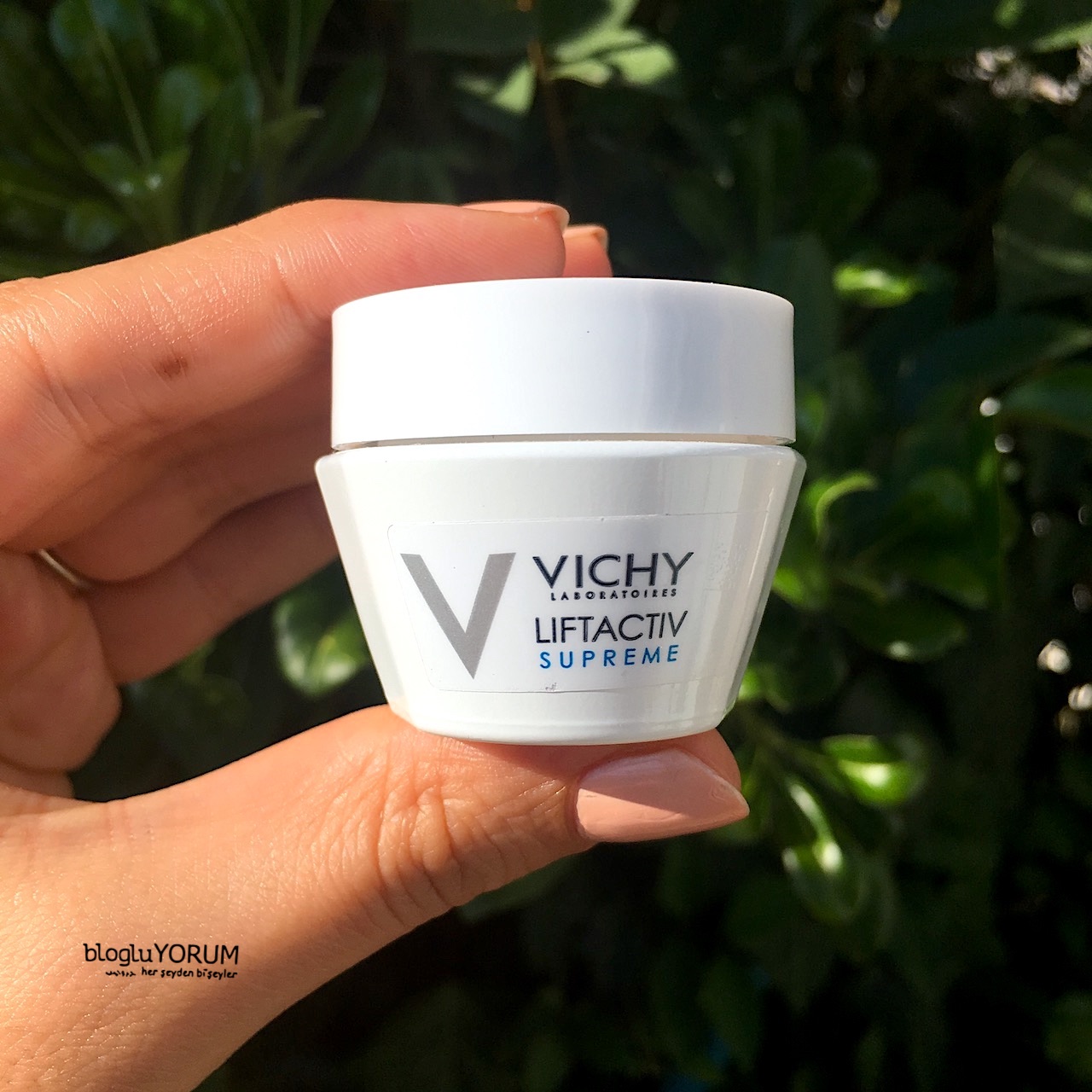 ViCHY LiFTACTiV SUPREME KREM İNCELEMESİ|blogluYORUM - Gökçe Bağtır ...