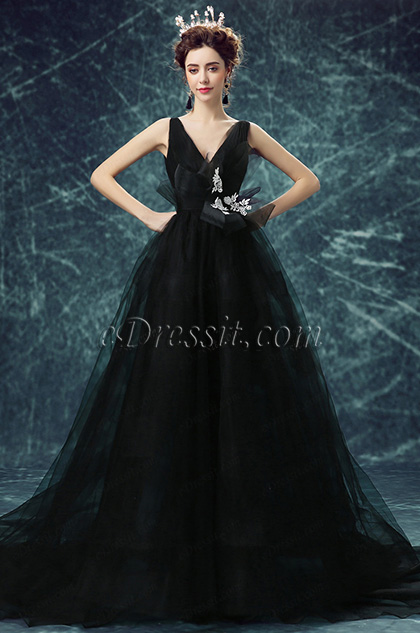 Black Deep V-Cut Long Tulle Party Ball Gown