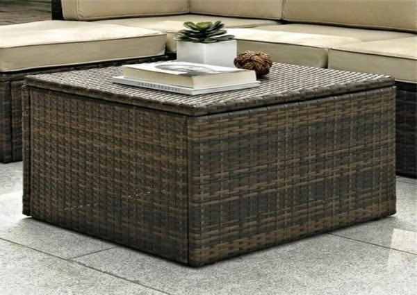 Rattan table &#8211; many great examples!