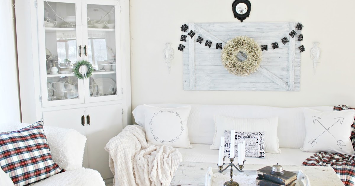 Happy At Home: Black and White Cottage Style Living Room