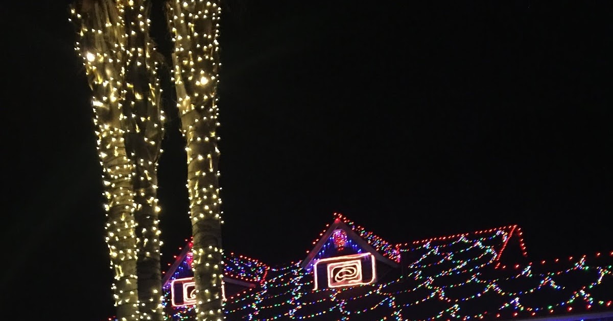 Santa Barbara Sights and Events: Christmas Lights in Santa Barbara