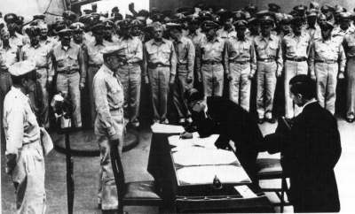 creartehistoria: La voz del emperador japonés al finalizar la Segunda  Guerra Mundial