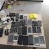 Policiais do 6º BPM prendem homem com 26 celulares que seriam jogados para dentro do Presídio Padrão de Cajazeiras