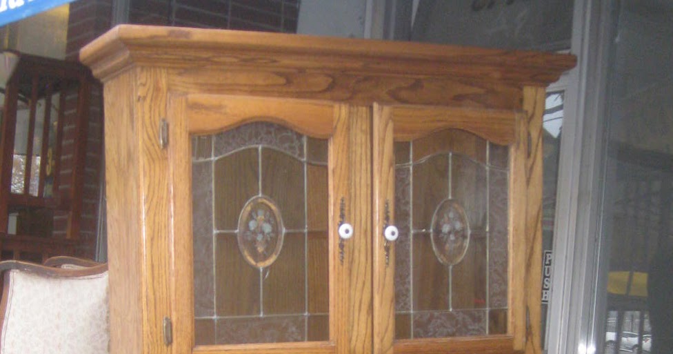 UHURU FURNITURE & COLLECTIBLES SOLD Tall Oak 50