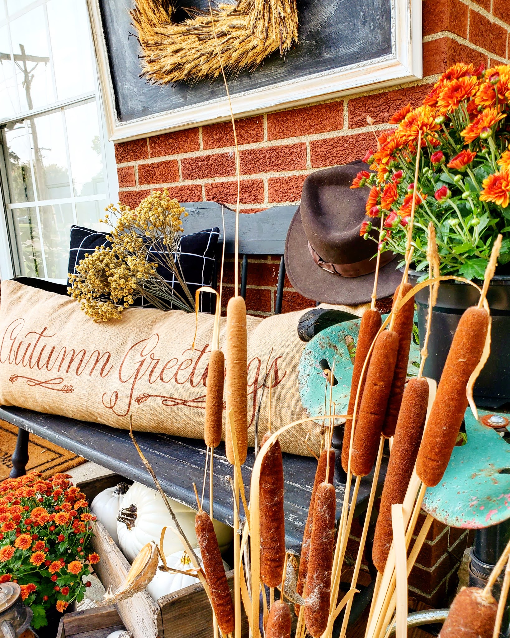 The Quaint Sanctuary { Outdoor Fall Bench Decor }