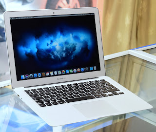 Jual MacBook Air 2017 ( 13.3 Inch Core i5 ) di Malang