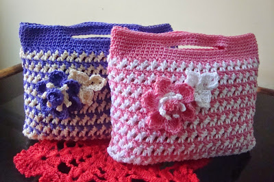 Small Gift Bag -free crochet pattern-