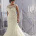 Selecting the ideal wedding dress for plus-sized brides