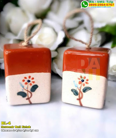 Souvenir Bell Kotak