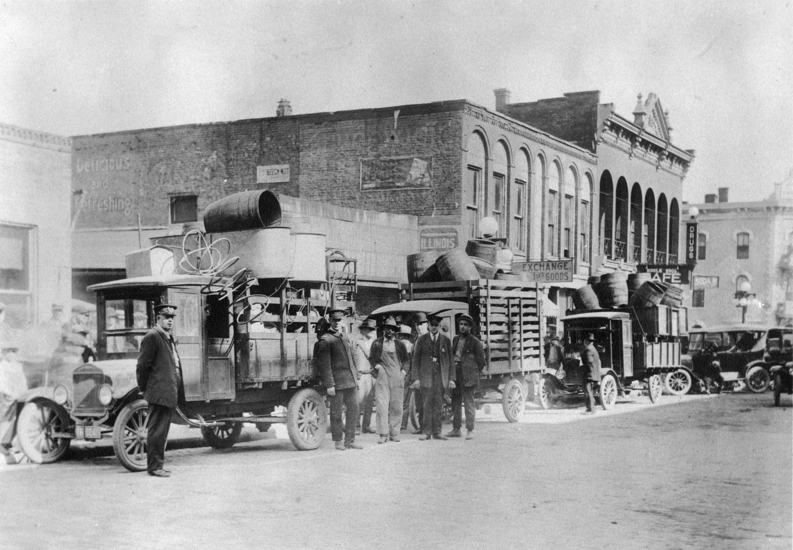 Gladiators Early street scenes