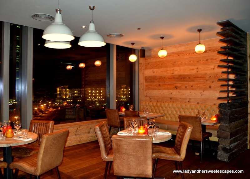 Crab Tavern The Newest Seafood Place in Dubai Lady & her Sweet Escapes