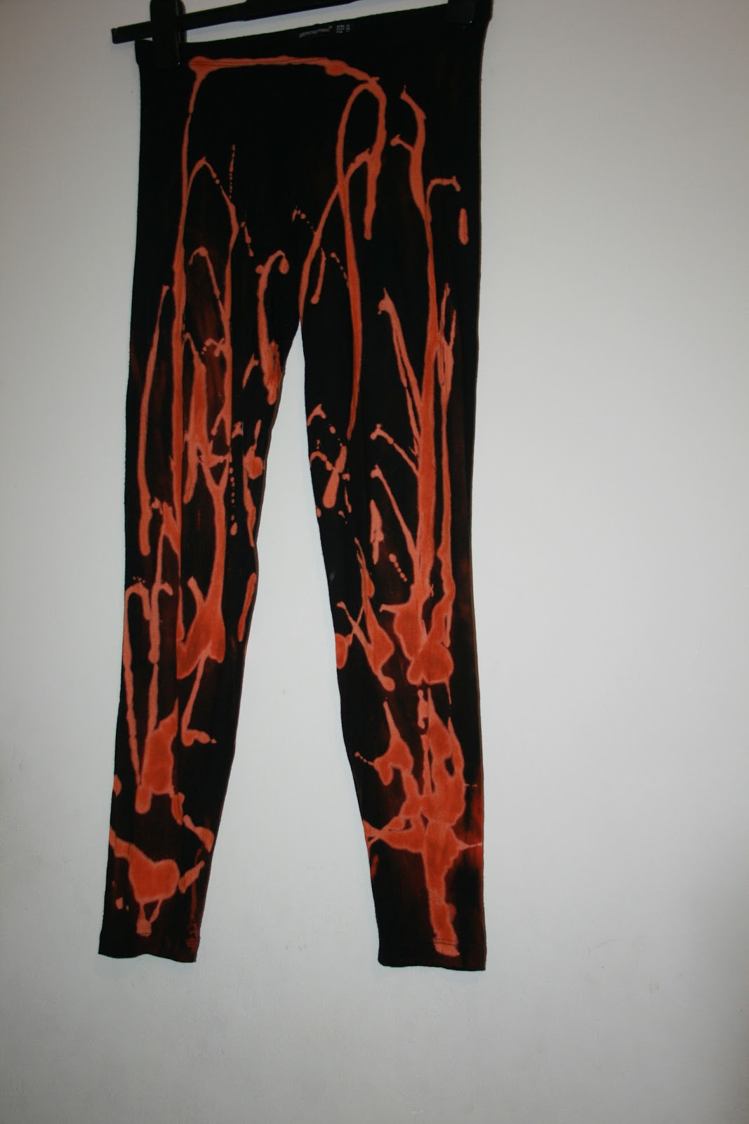The Poor Fashion Student D.I.Y Bleached Leggings
