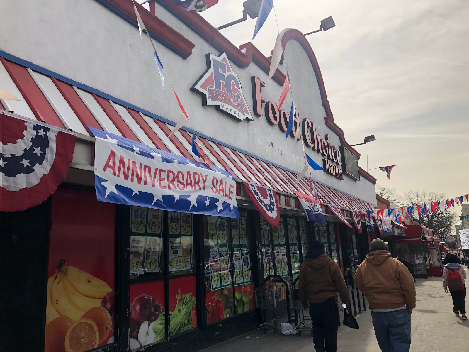 Look Inside Food Choice Market Bronx, NY
