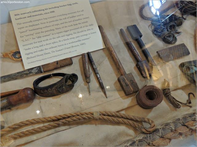 Colección de Objetos de la Caza de Ballenas en el Museo de New Bedford 