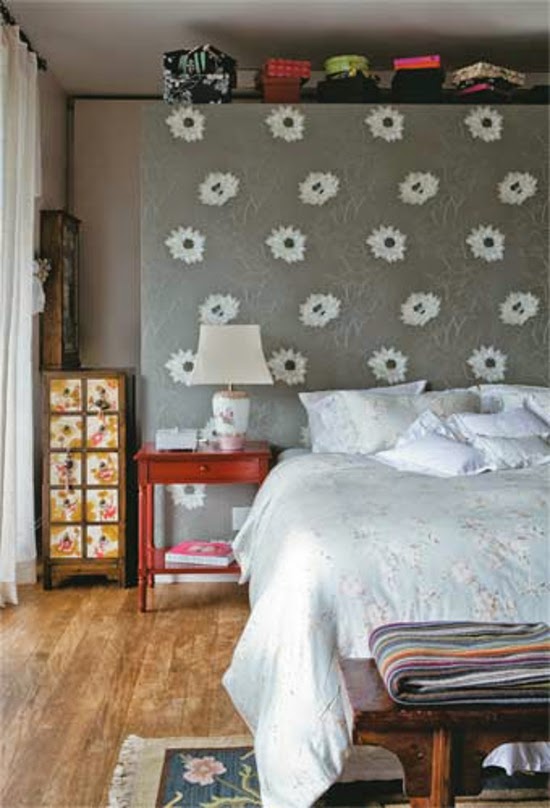 Cool interior design ideas Which one include the redesign with wallpaper