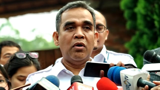 Sekjen Gerindra Minta Kemendagri Terbitkan Izin FPI Sekjen Gerindra Minta Kemendagri Terbitkan Izin FPI
