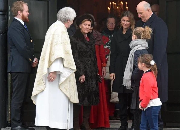 King Harald, Queen Sonja, Princess Martha Louise and her daughters, Emma Tallulah Behn and Leah Isadora Behn at Christmas Day Church service
