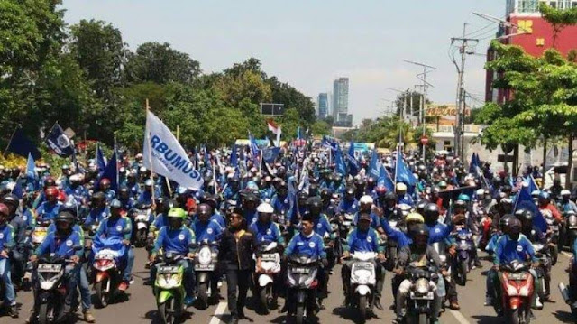 Tegas! Serikat Pekerja Afiliasi NU Bakal Gugat UU Cipta Kerja ke MK Tegas! Serikat Pekerja Afiliasi NU Bakal Gugat UU Cipta Kerja ke MK