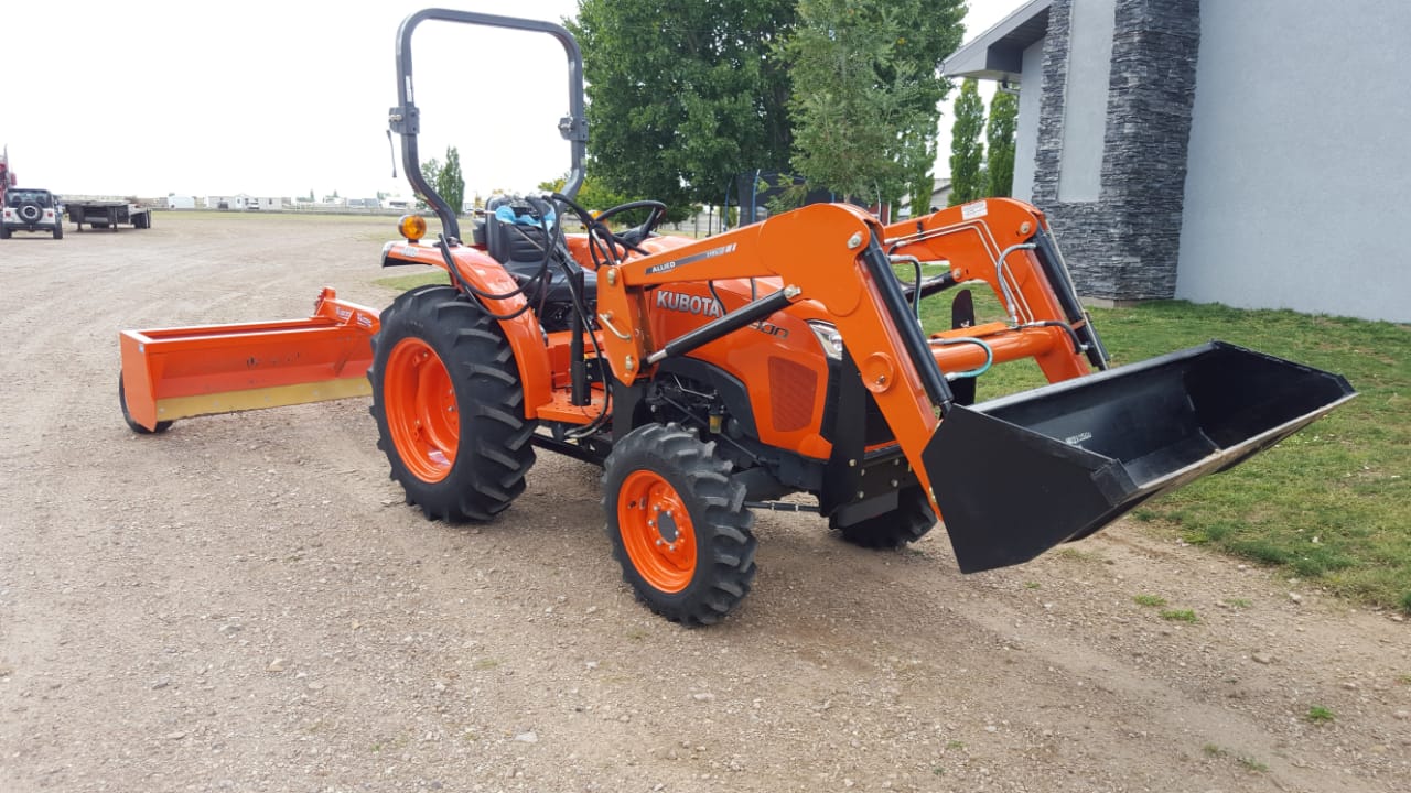 MAQUINARIA AGRICOLA INDUSTRIAL Tractor Kubota L3800 Huertero 38hp 4x4