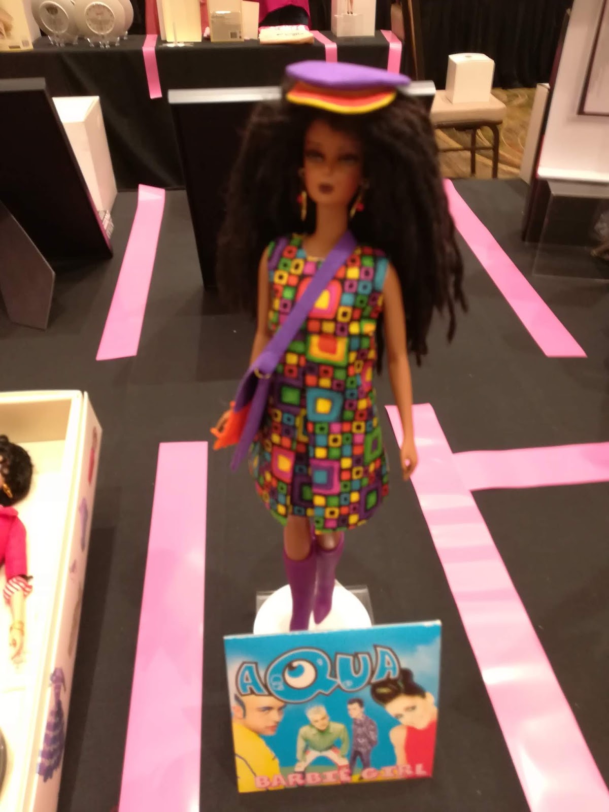 ropa de barbie en el centro