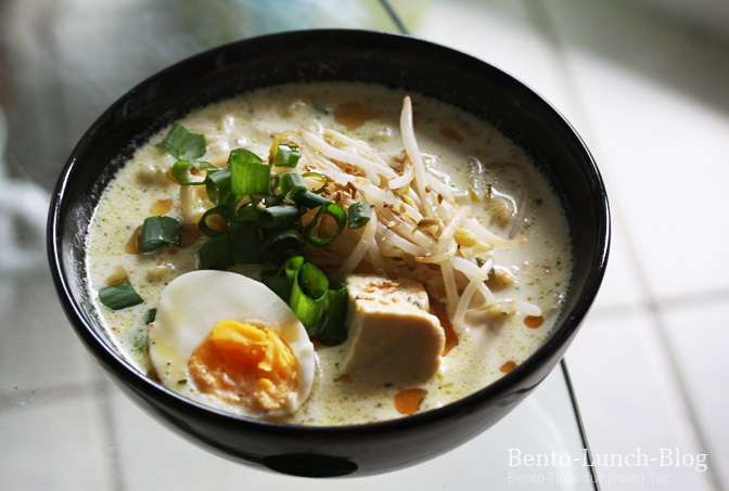 Bento Lunch Blog: Rezept: Sojamilch-Ramen / vegetarische Ramen-Brühe