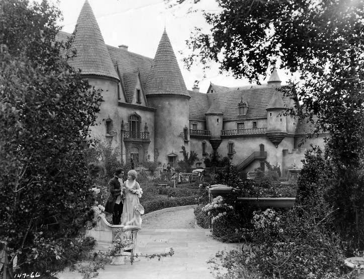 Love Those Classic Movies : Scaramouche (1923) one of the best silent Love Those Classic Movies : Scaramouche (1923) one of the best silent