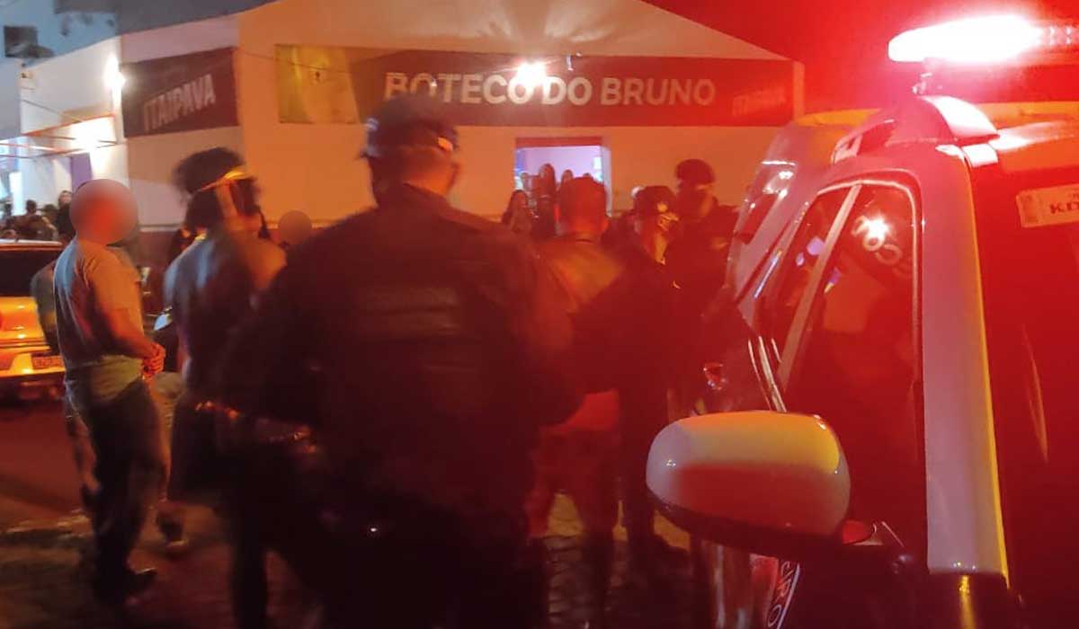 Jacobina: Mulher é esfaqueada pelo marido em Caatinga do Moura