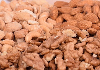  Nuts Foods that Lower Cholesterol Fast