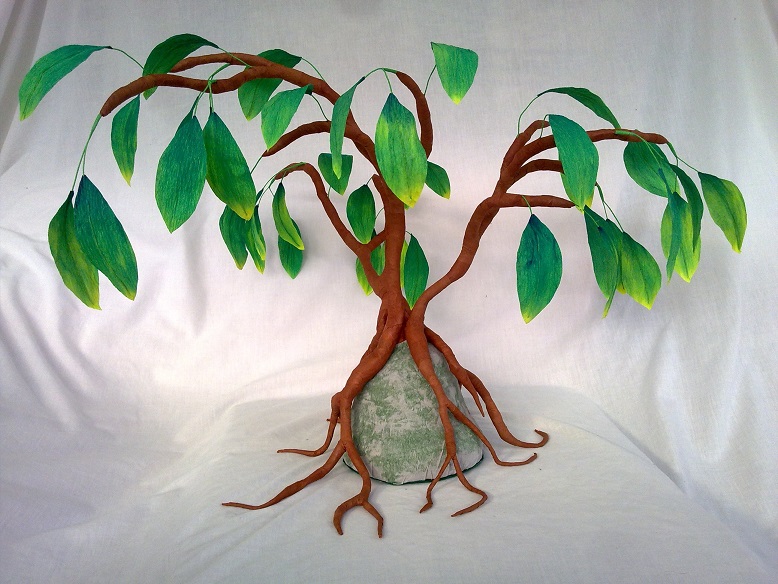Crafty little Beanut! Crepe paper tree