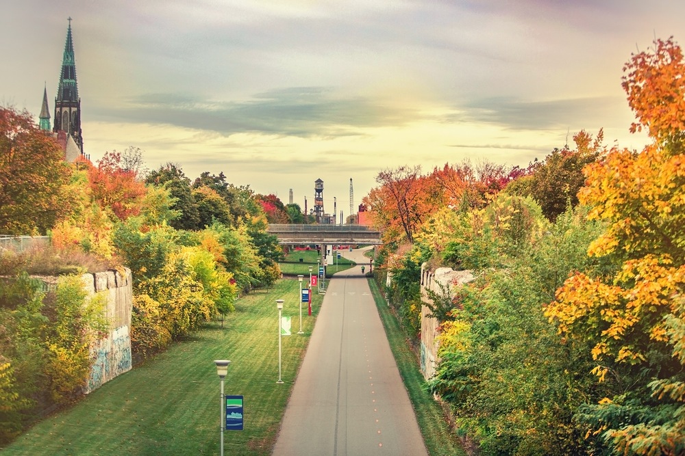Hip In Detroit: Exploring the Dequindre Cut